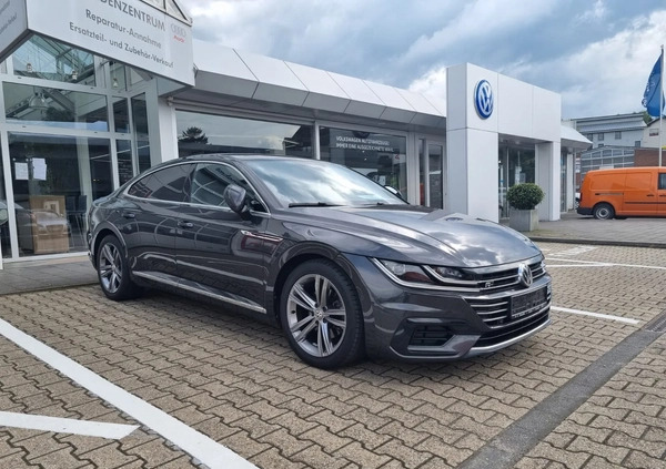 Volkswagen Arteon cena 126600 przebieg: 168000, rok produkcji 2018 z Chełm małe 781